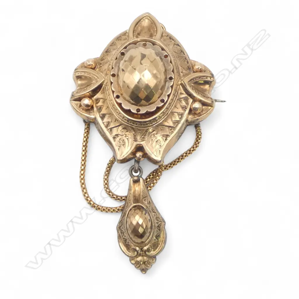 A Victorian 9ct rose gold decorative brooch, Image 1++
