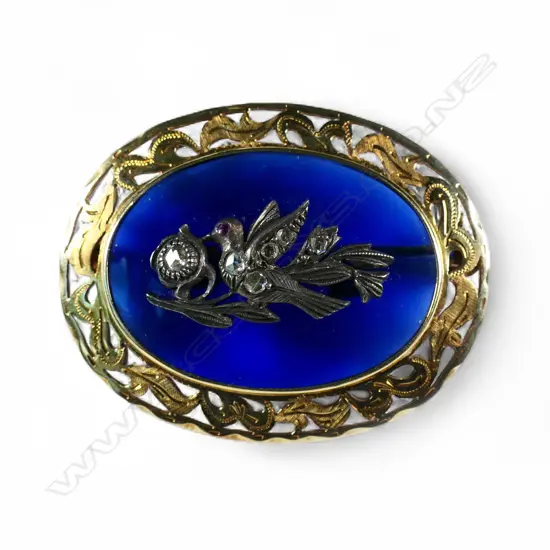 A fine 19thC 15ct gold diamond and blue glass panelled brooch,