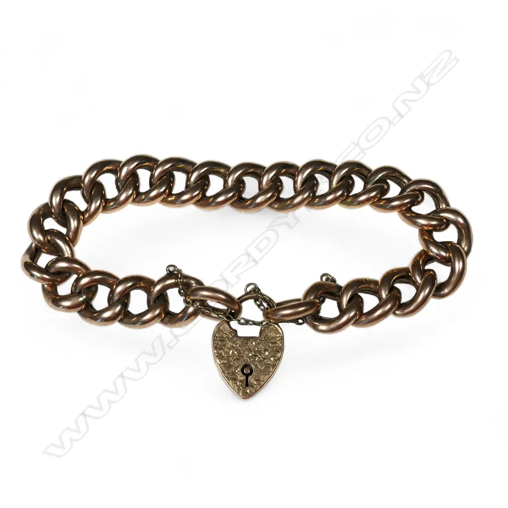 A c.1900 9ct rose gold curb link bracelet, Image 1++