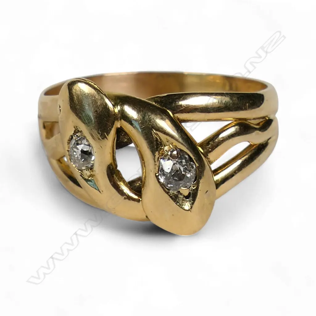 A Victorian 18ct gold and diamond headed snake ring, Image 1++