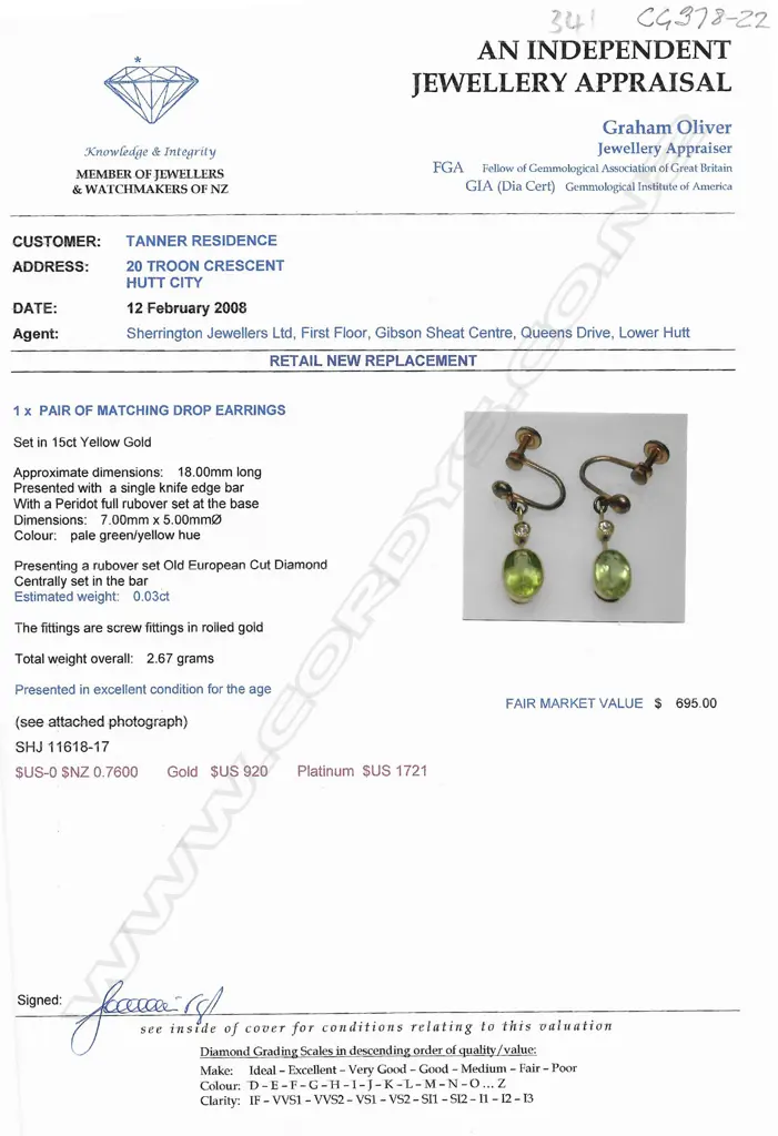 A pair of Edwardian 15ct gold peridot and diamond drop earrings, Image 1++