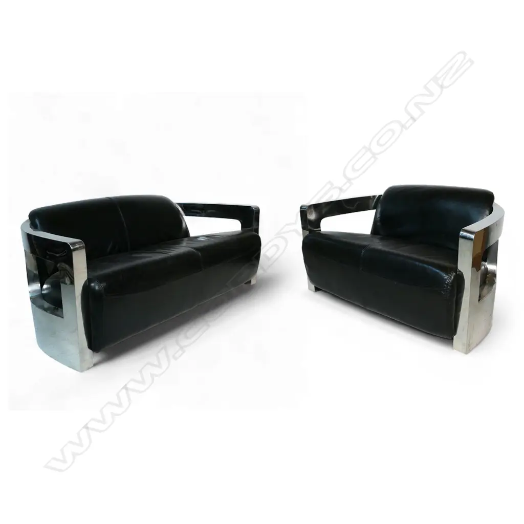 A pair of stylish Art Deco style 'Aviator' chrome and leather couches, Image 1++