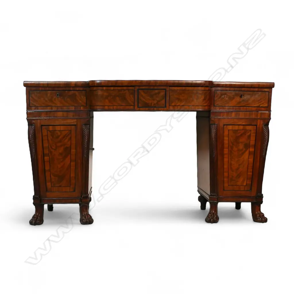 An elegant William IV flame mahogany breakfront twin pedestal sideboard, Image 1++
