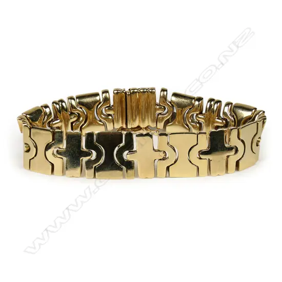 A 14ct gold designer bracelet,