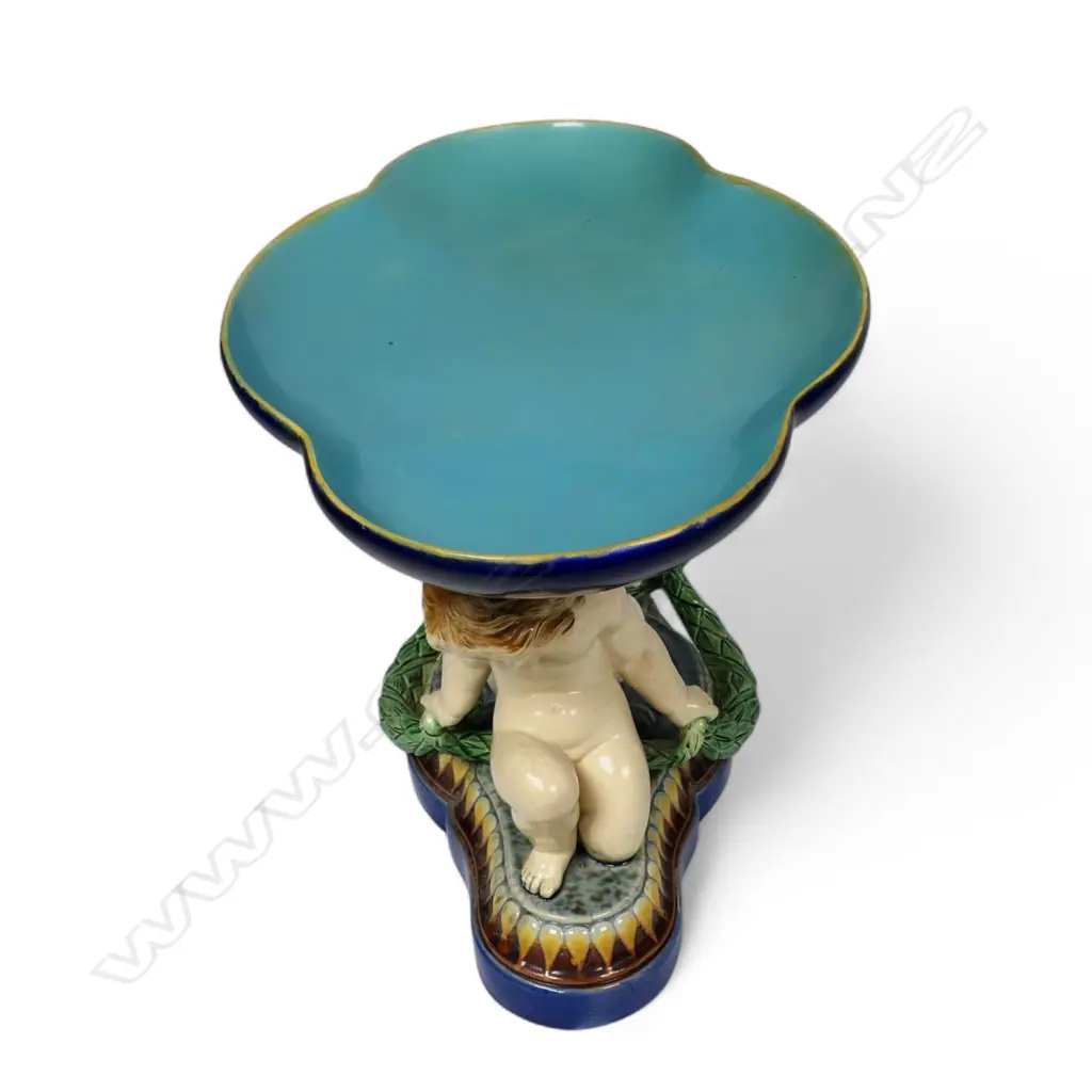 A Victorian Minton majolica table centre piece, Image 1++