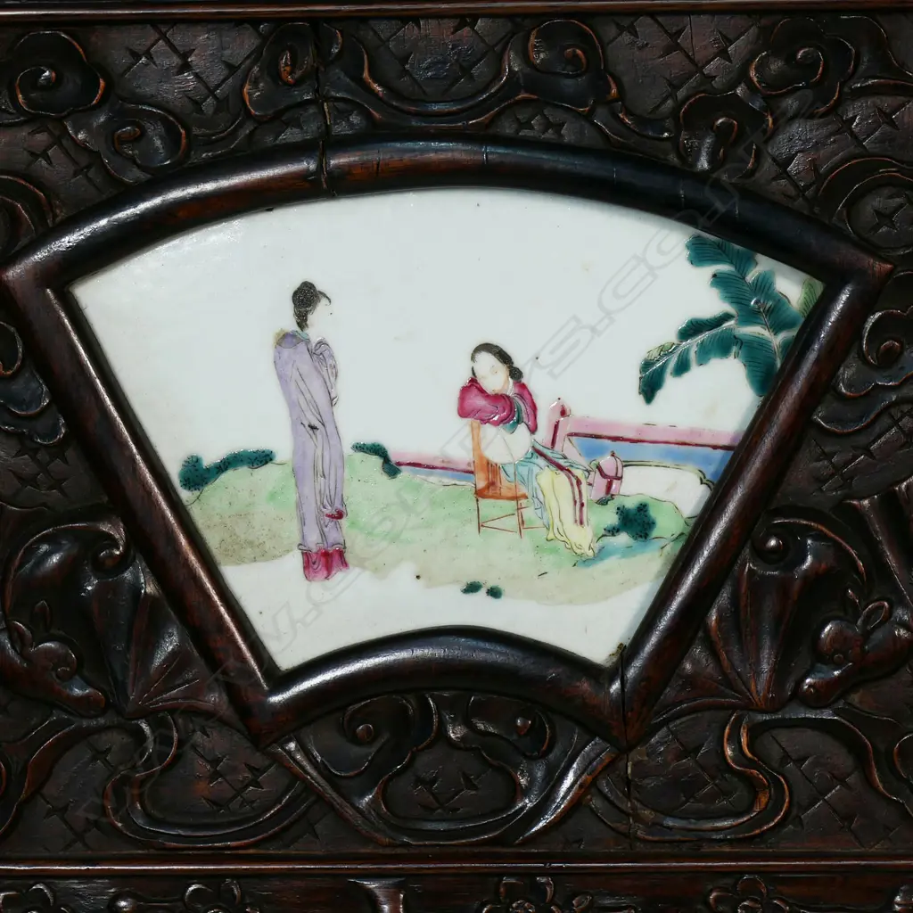 A Chinese Ching decorative carved hardwood and porcelain panelled three section folding screen, Image 1++