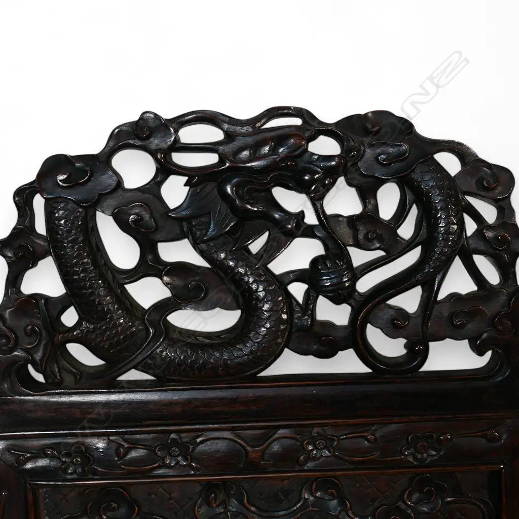 A Chinese Ching decorative carved hardwood and porcelain panelled three section folding screen, Image 1++