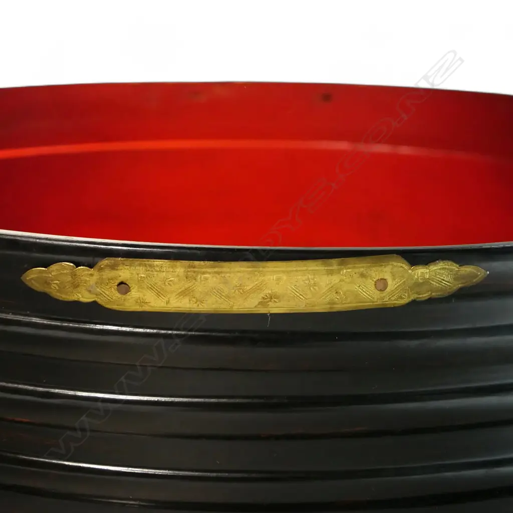 A vintage Japanese black lacquered hokai storage vessel, Image 1++