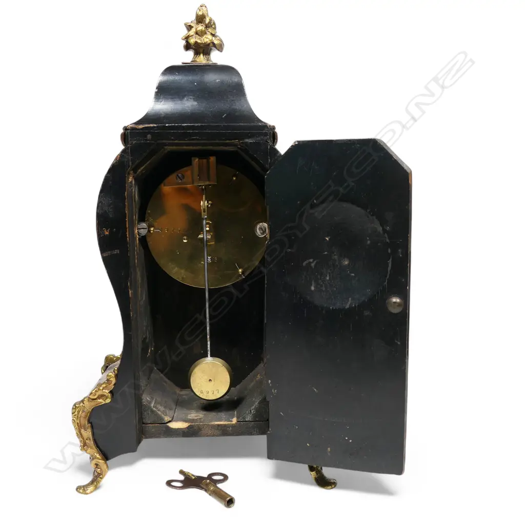A 19thC French boulle mantel clock, Image 1++