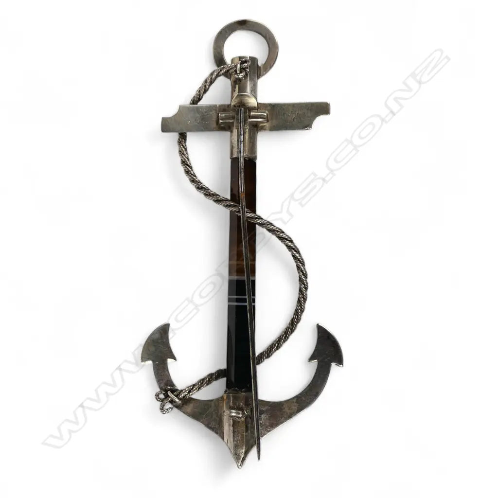 A large late Victorian Scottish silver and banded agate fouled anchor brooch, Image 1++