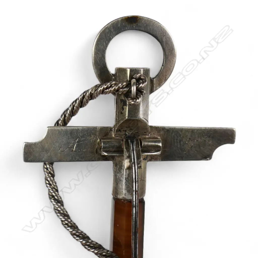 A large late Victorian Scottish silver and banded agate fouled anchor brooch, Image 1++