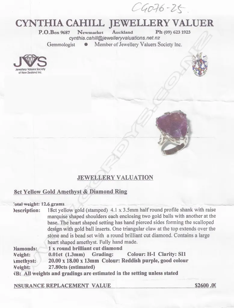 An 18ct yellow gold amethyst and diamond handmade ring, Image 1++