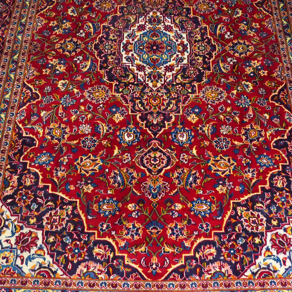 A fine Kashan carpet, Image 1++