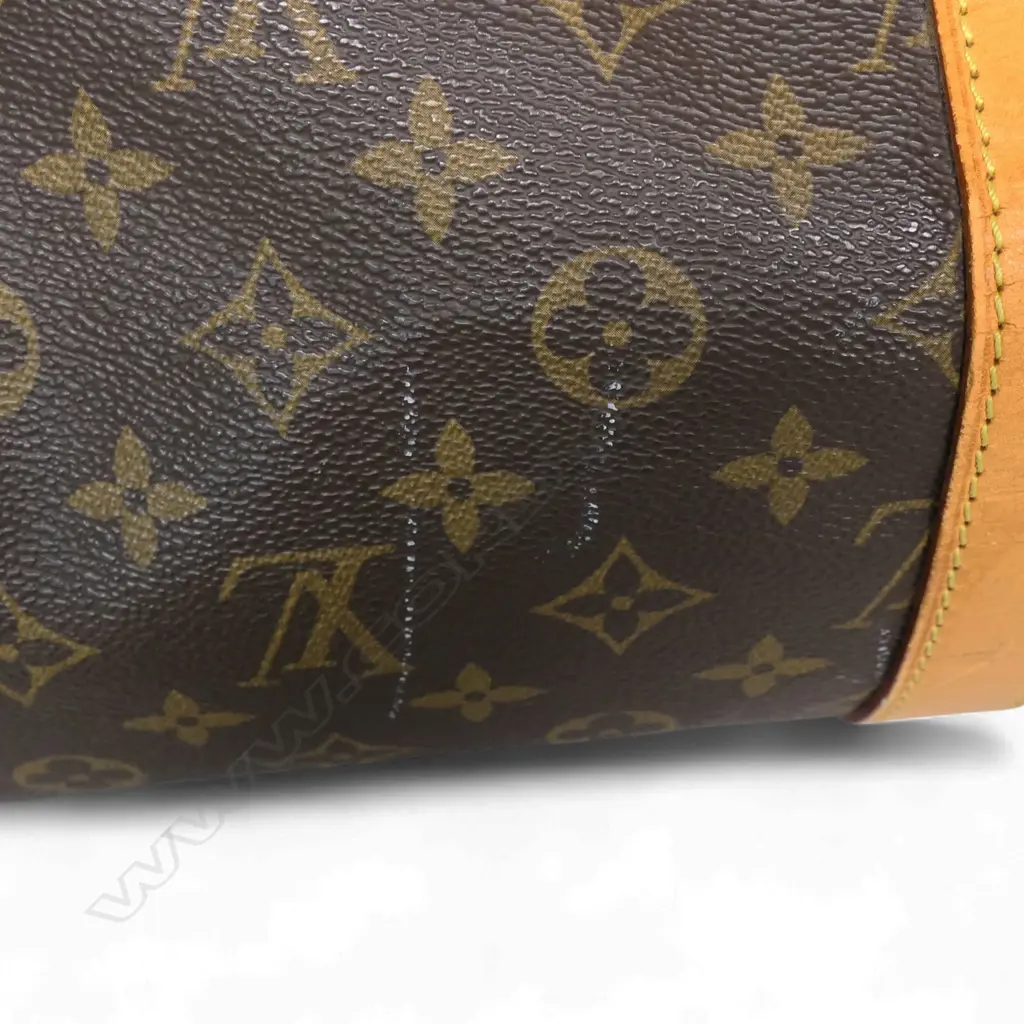 A Louis Vuitton 'Keepall Bandoulière 55' travelling bag, Image 1++