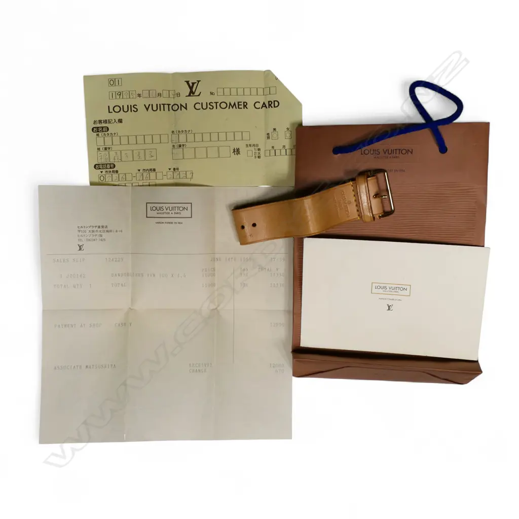 A Louis Vuitton 'Keepall Bandoulière 55' travelling bag, Image 1++