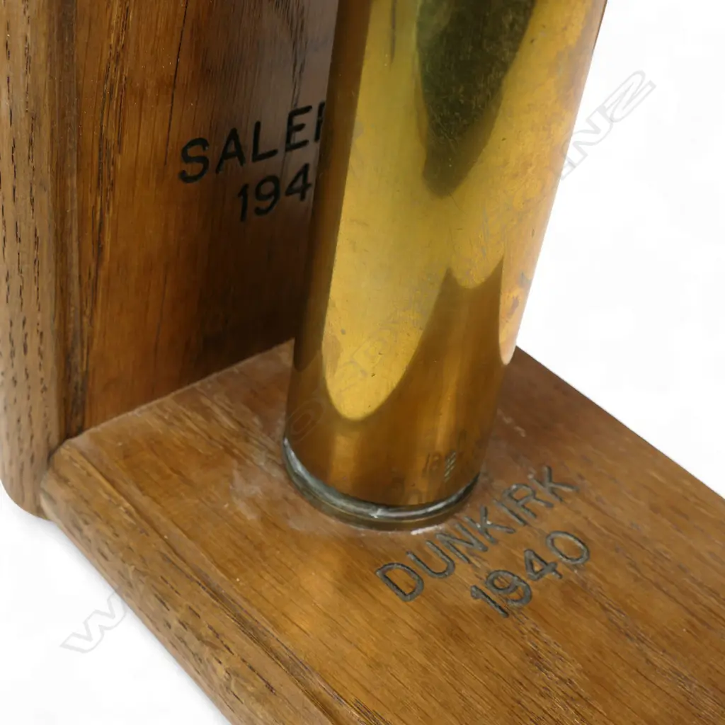 A pair of trench art bookends, Image 1++