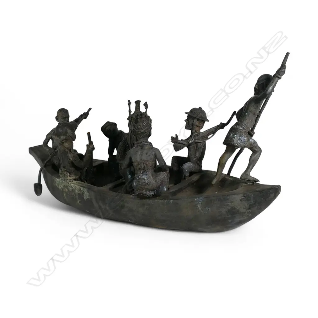A large and impressive early 20thC Nigerian Benin bronze sculpture, Image 1++