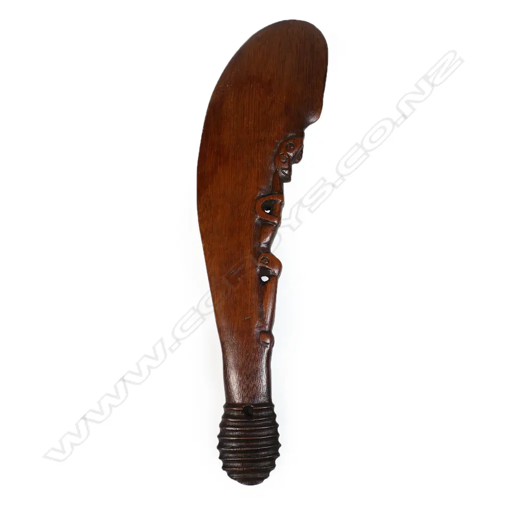 A 20thC Māori carved wahaika with stylised figure to back of blade, Image 1++