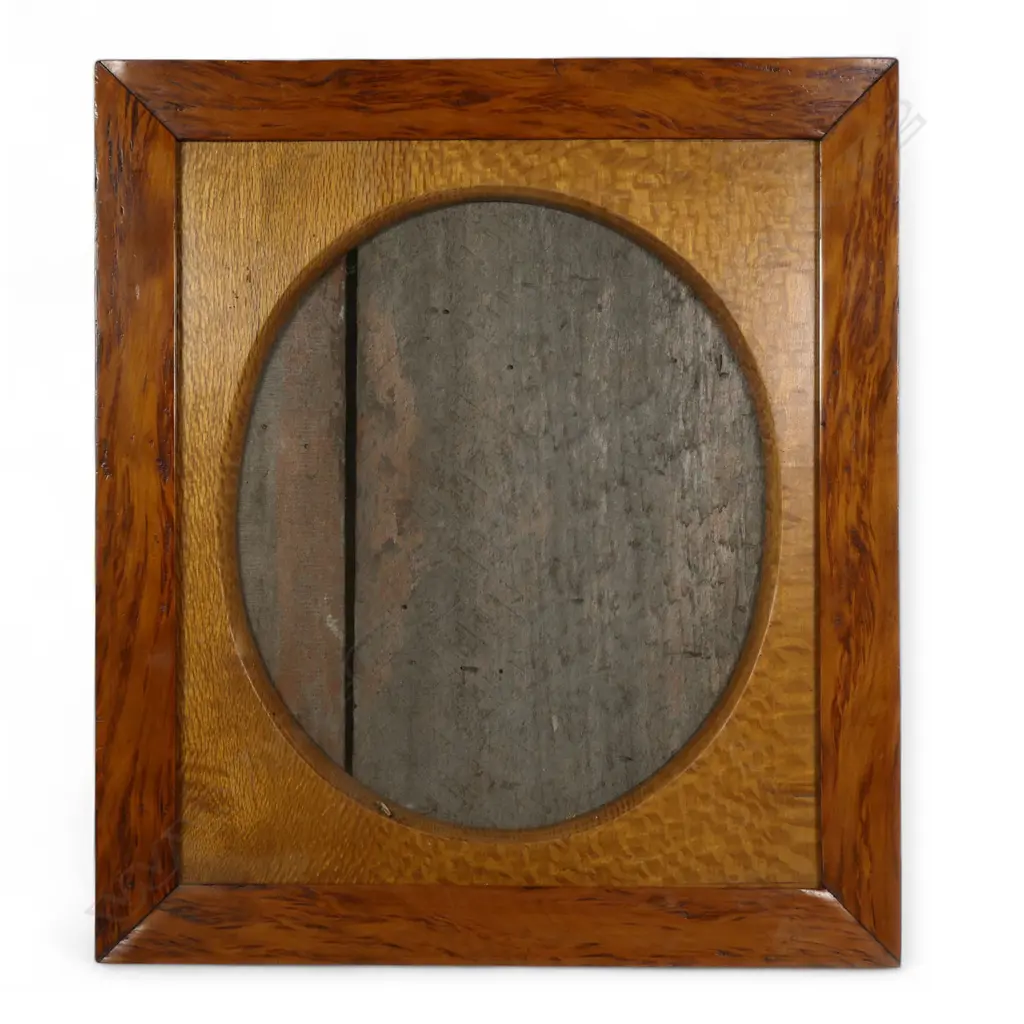 A colonial burr kauri and rewarewa frame, Image 1++