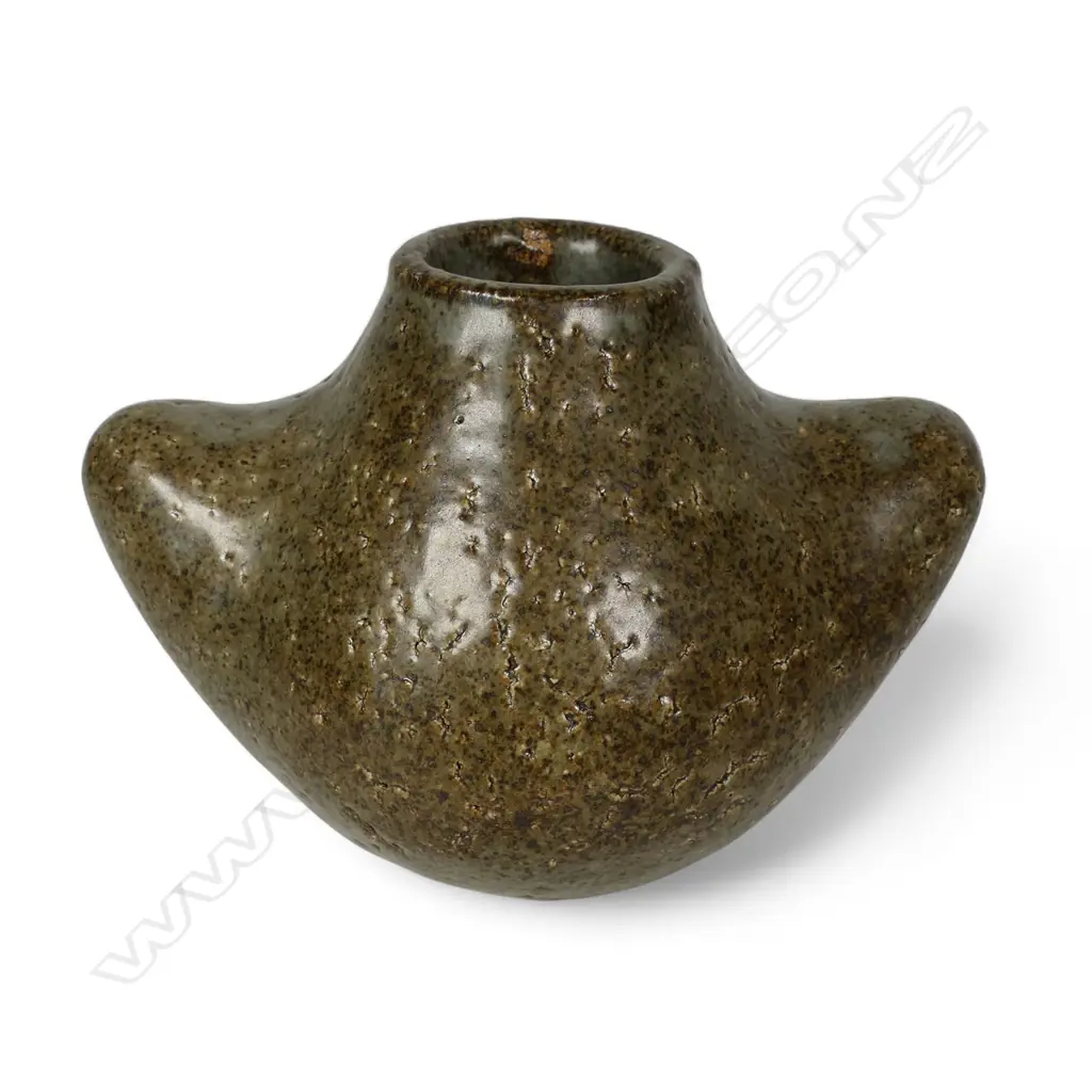 Len Castle and Theo Schoon collaborative stoneware vase, Image 1++