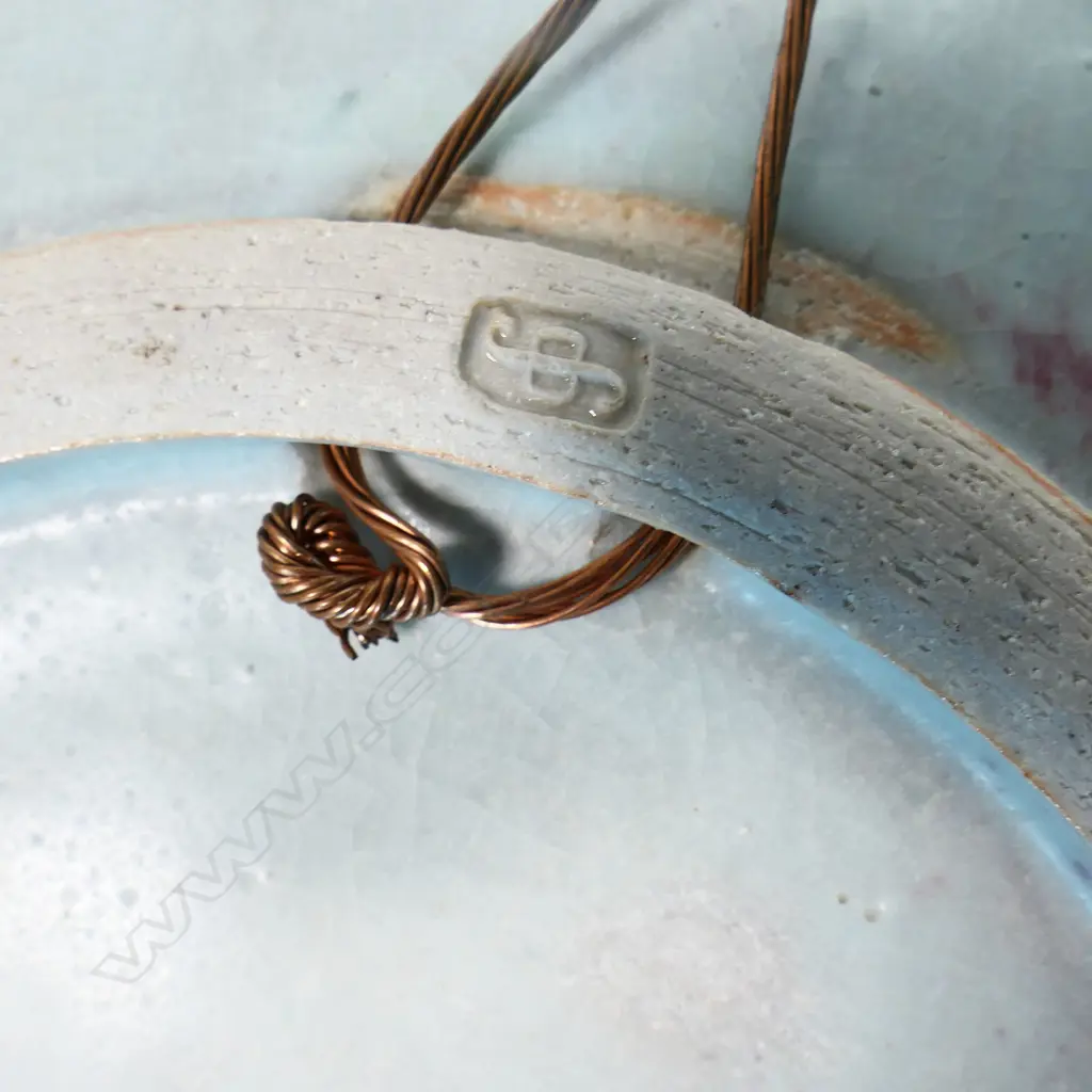 Greg Barron large sculpted dish, Image 1++