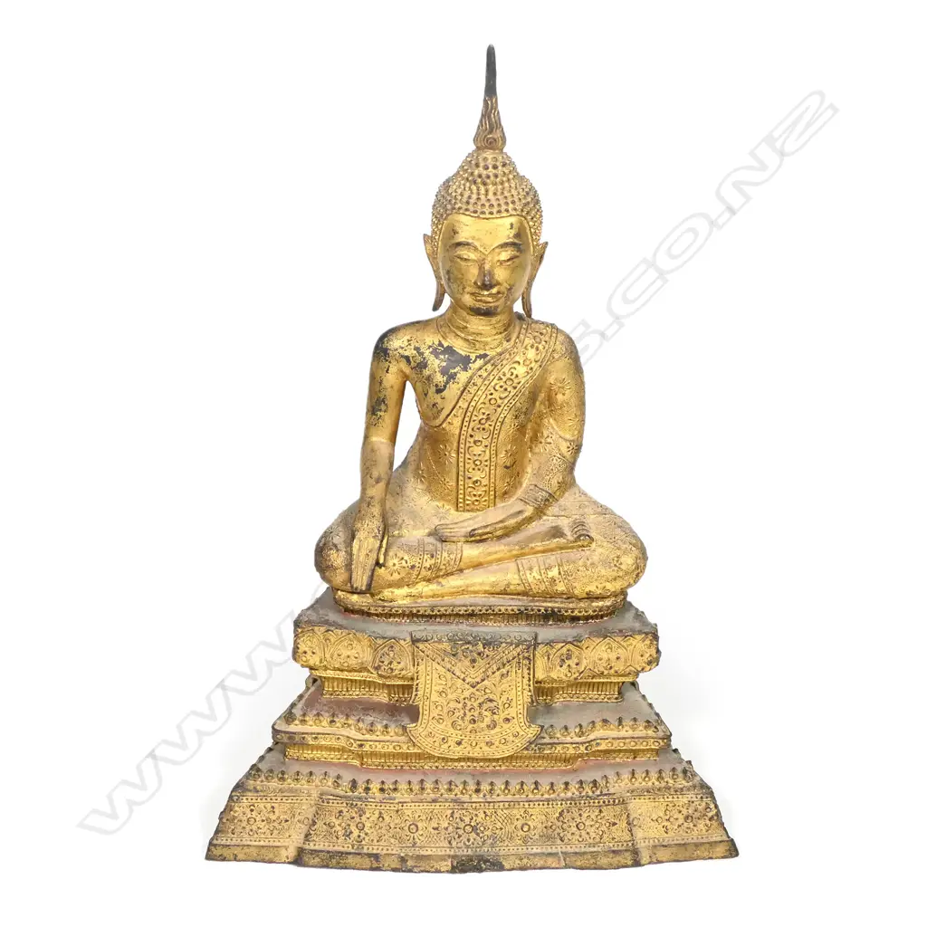 A Thai gilt bronze buddha with flame ushnisha, Image 1++