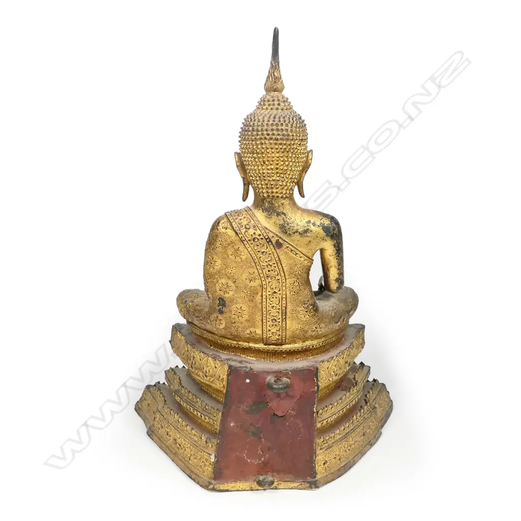A Thai gilt bronze buddha with flame ushnisha, Image 1++