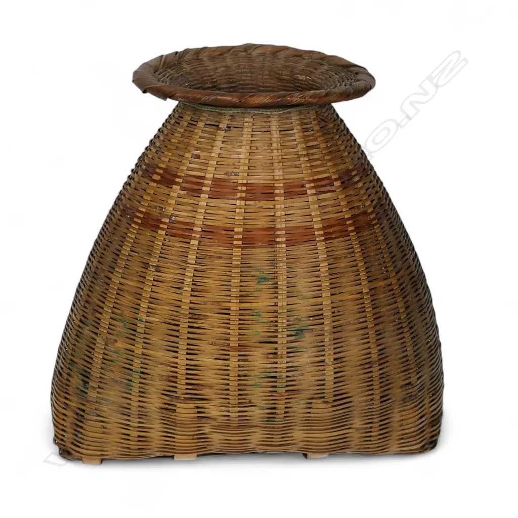 A 19thC Japanese finely carved fisherman's catch basket, Image 1++