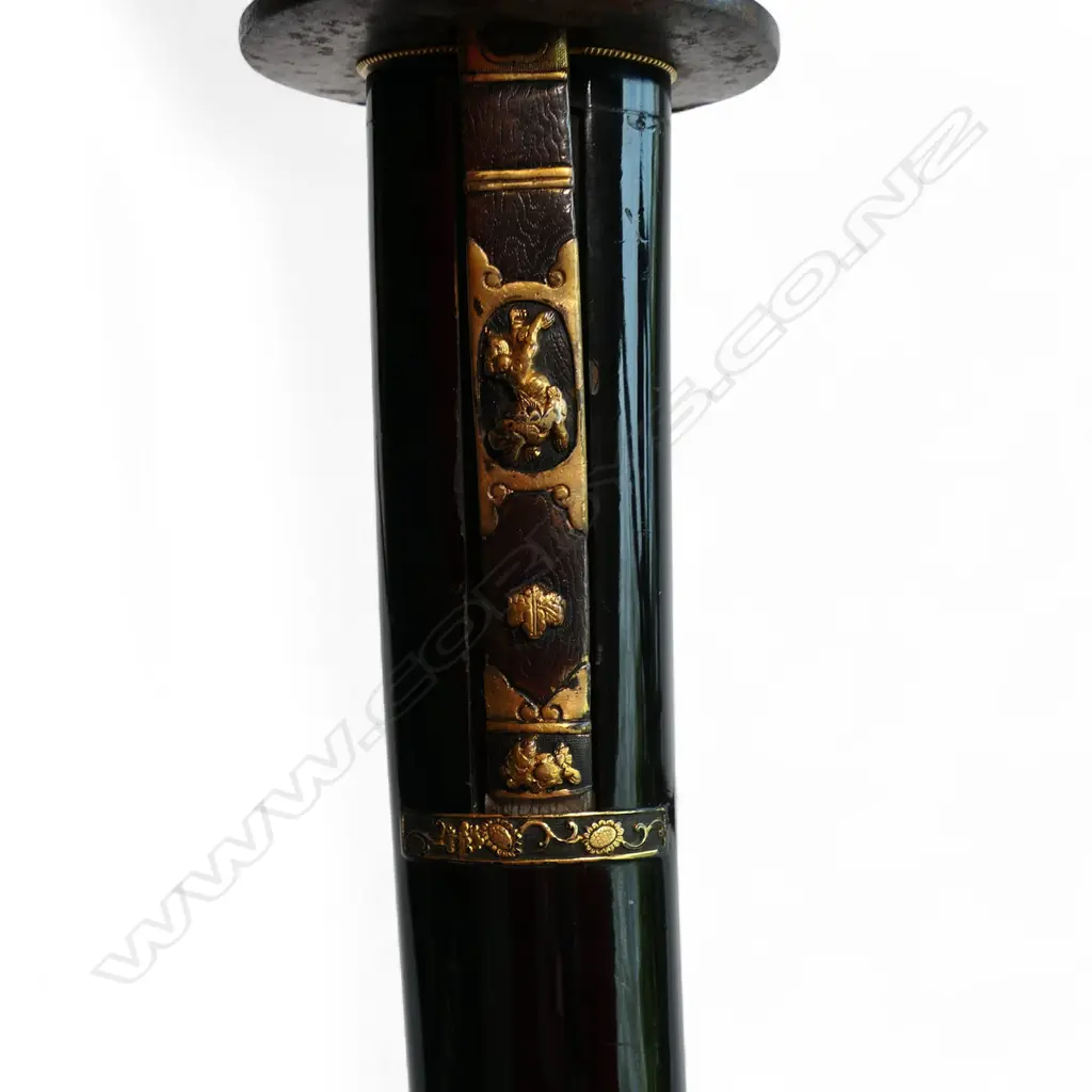 A quality Japanese wakazashi attributed to Bungo Tiara Takeda Image 1++