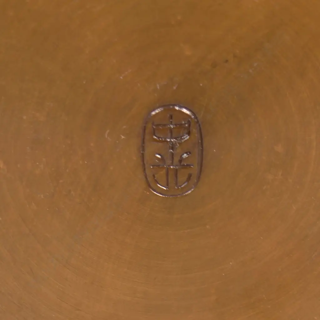 An old Japanese bronze usubata ikebana flower vase, Image 1++