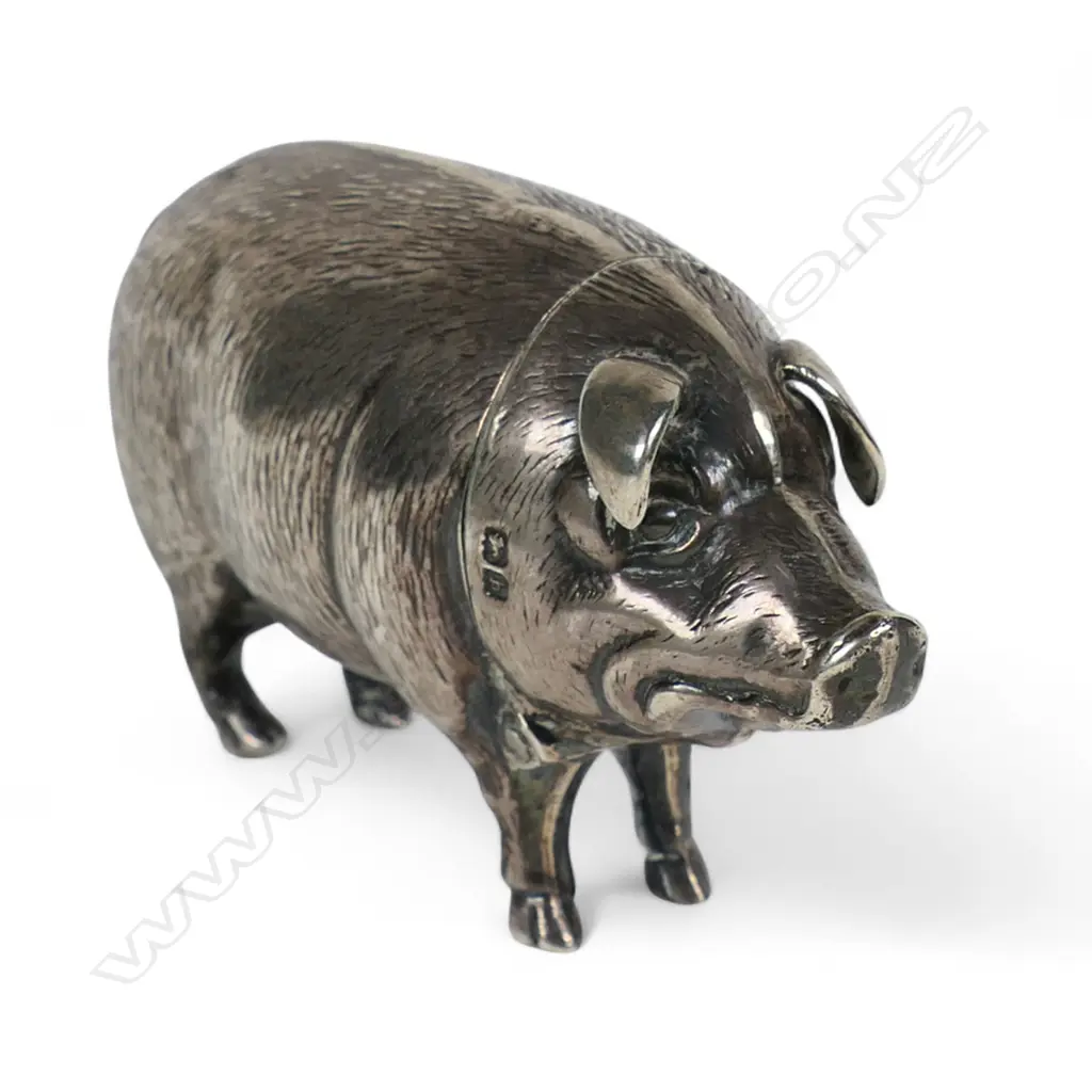 An Edwardian silver vesta, Image 1++