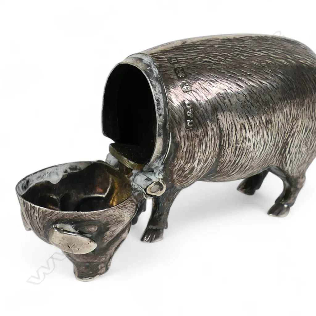 An Edwardian silver vesta, Image 1++