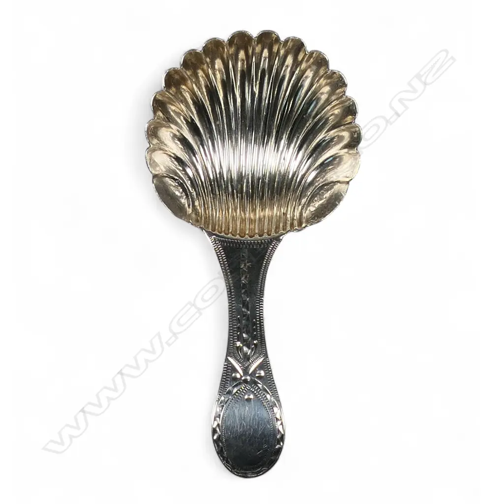 A George III Peter & Anne Bateman silver caddy spoon, Image 1++