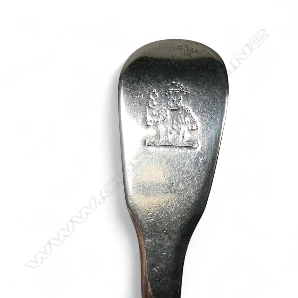 A George IV silver caddy spoon, Image 1++