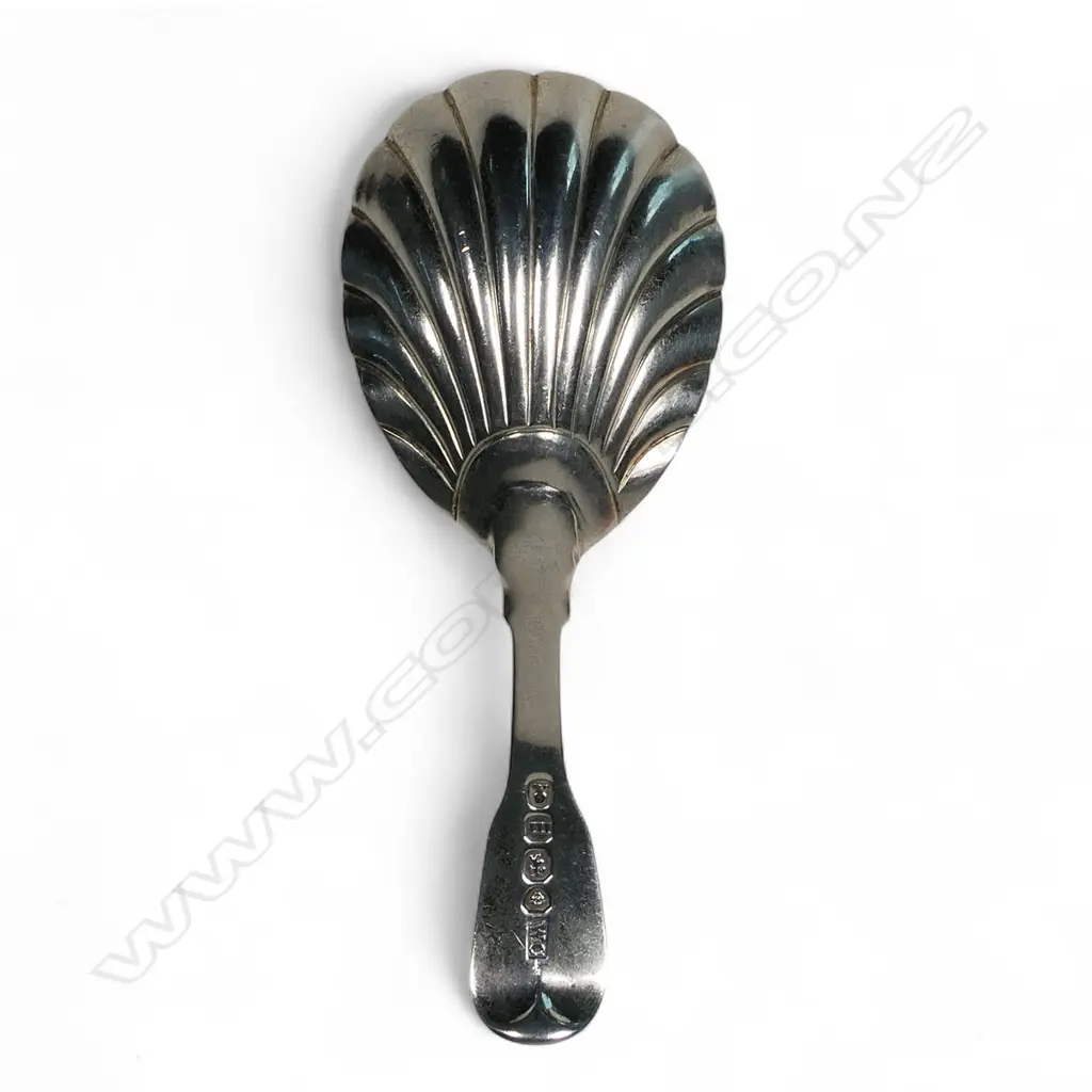 A George IV silver caddy spoon, Image 1++