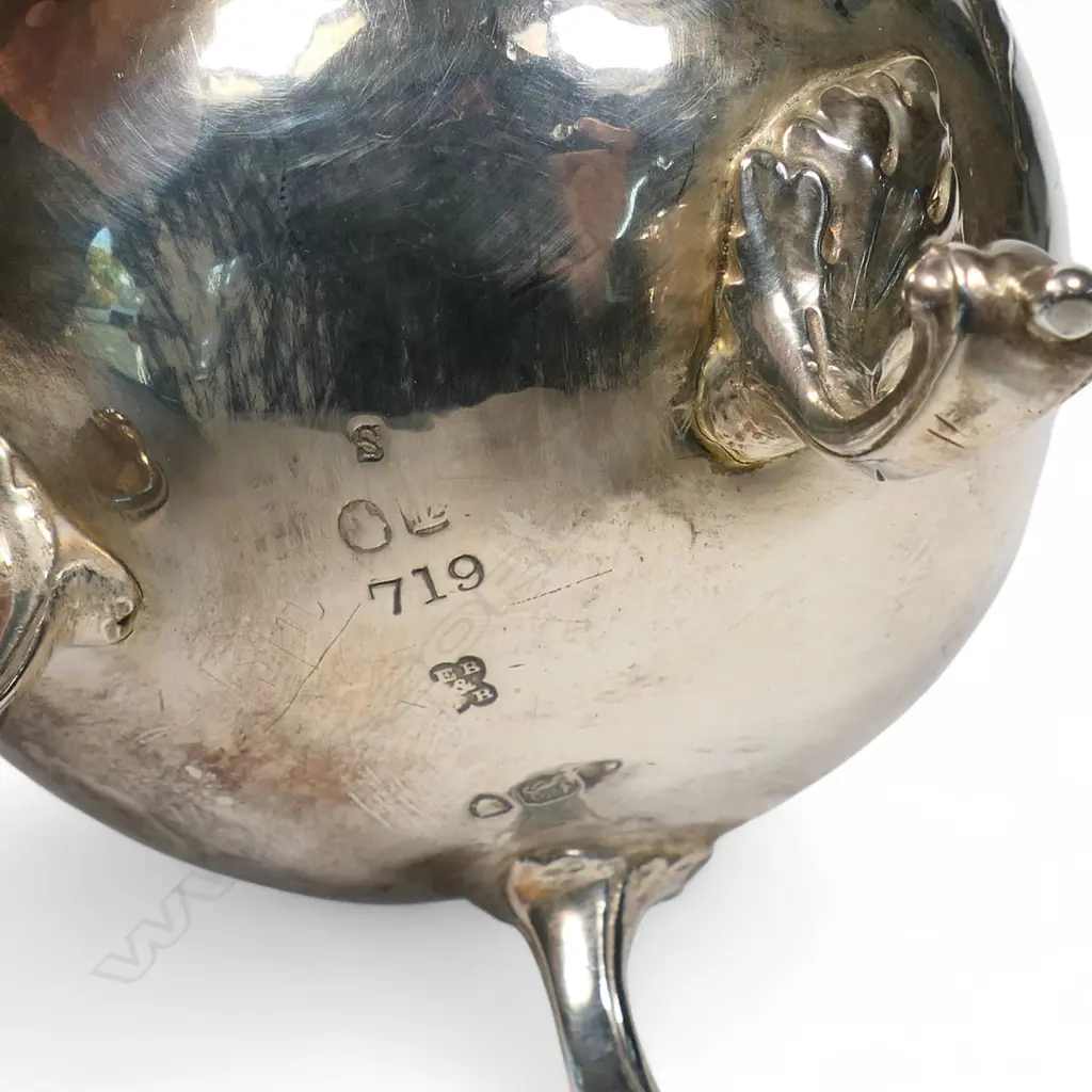 Early Victorian repousse silver cream jug, Image 1++