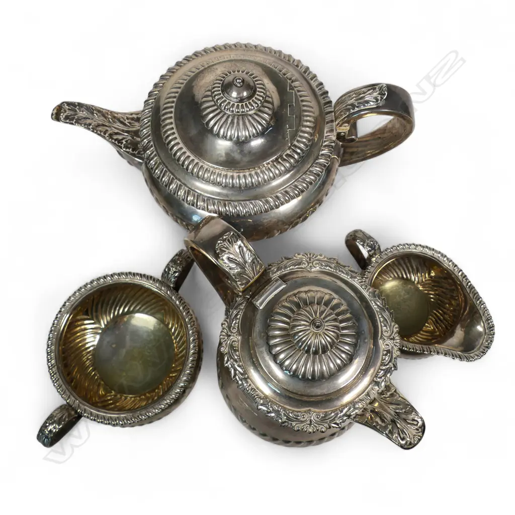 A George III silver four-piece tea service, Image 1++