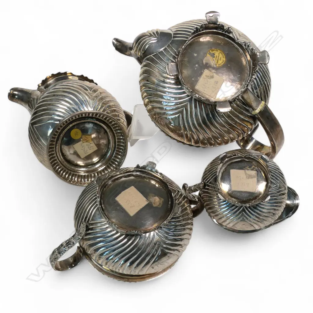 A George III silver four-piece tea service, Image 1++