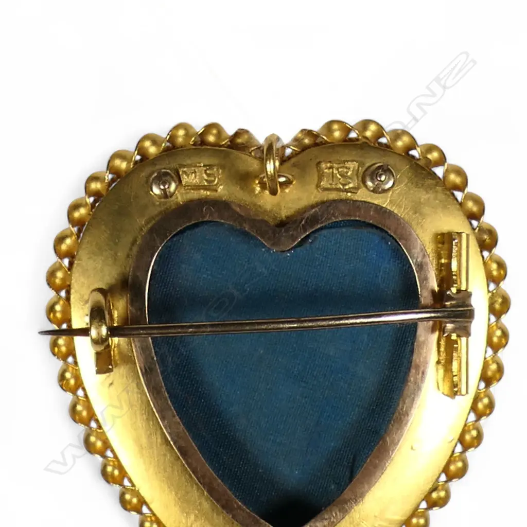 A quality large 19thC colonial 18ct gold and pounamu brooch, Image 1++