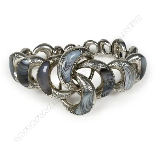 A late Victorian quality Scottish silver and pale agate bracelet,