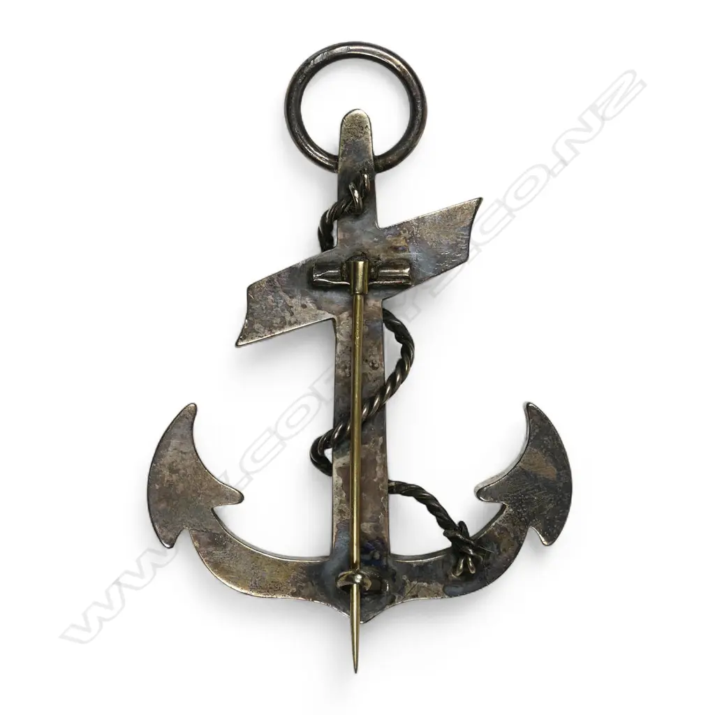 A large Victorian silver and agate fouled anchor brooch, Image 1++