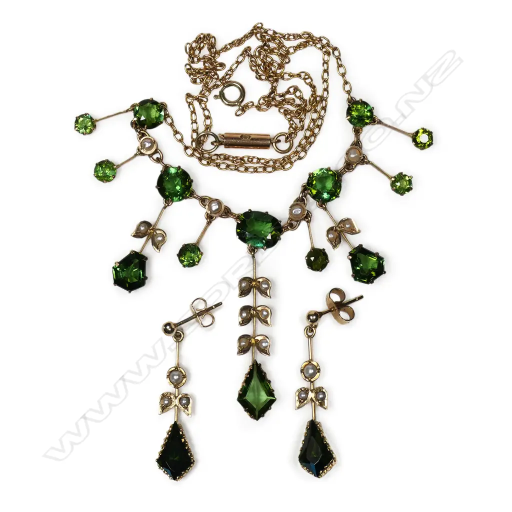 An Edwardian 9ct gold tourmaline and pearl necklace and earring set, Image 1++