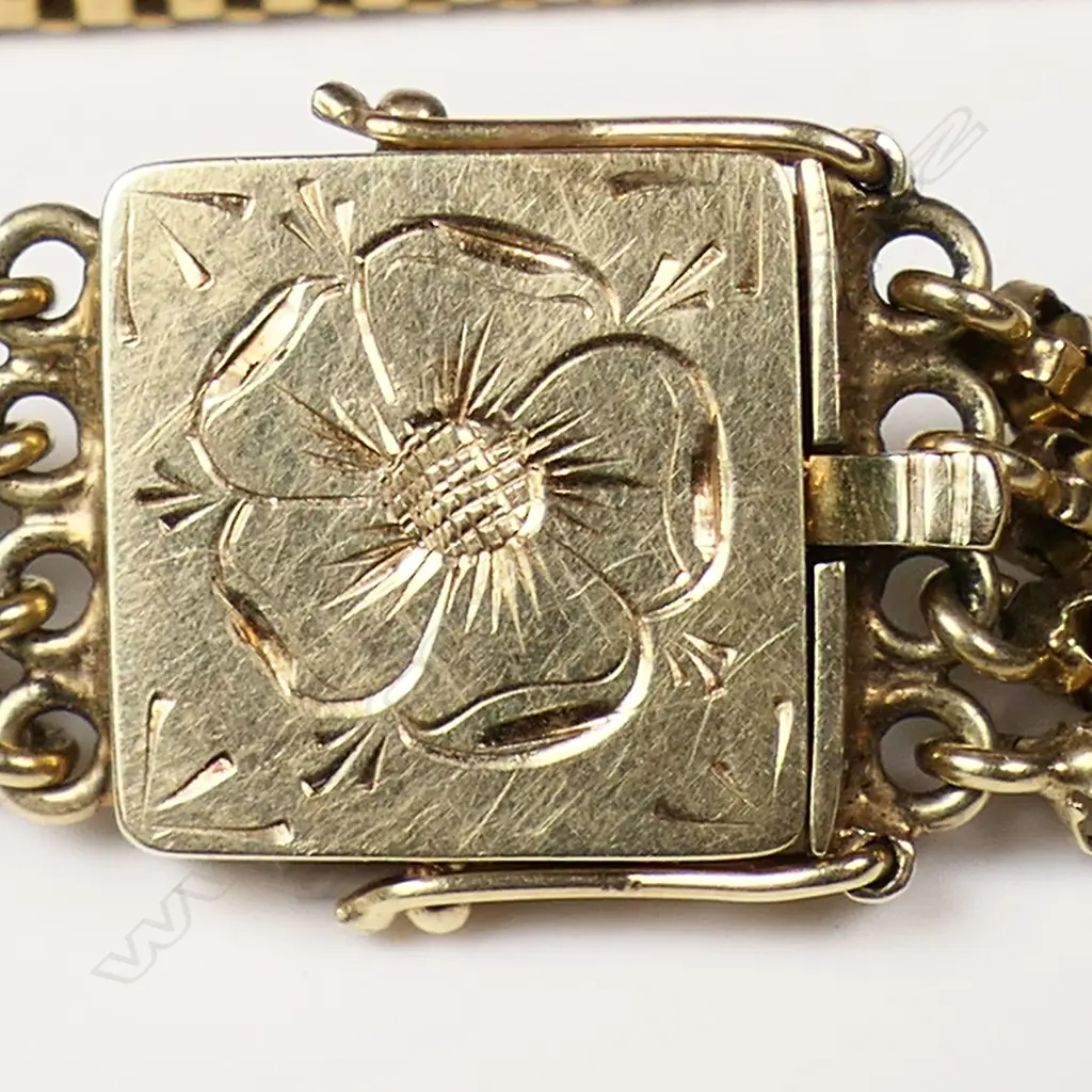 A Victorian 15ct gold bracelet, Image 1++