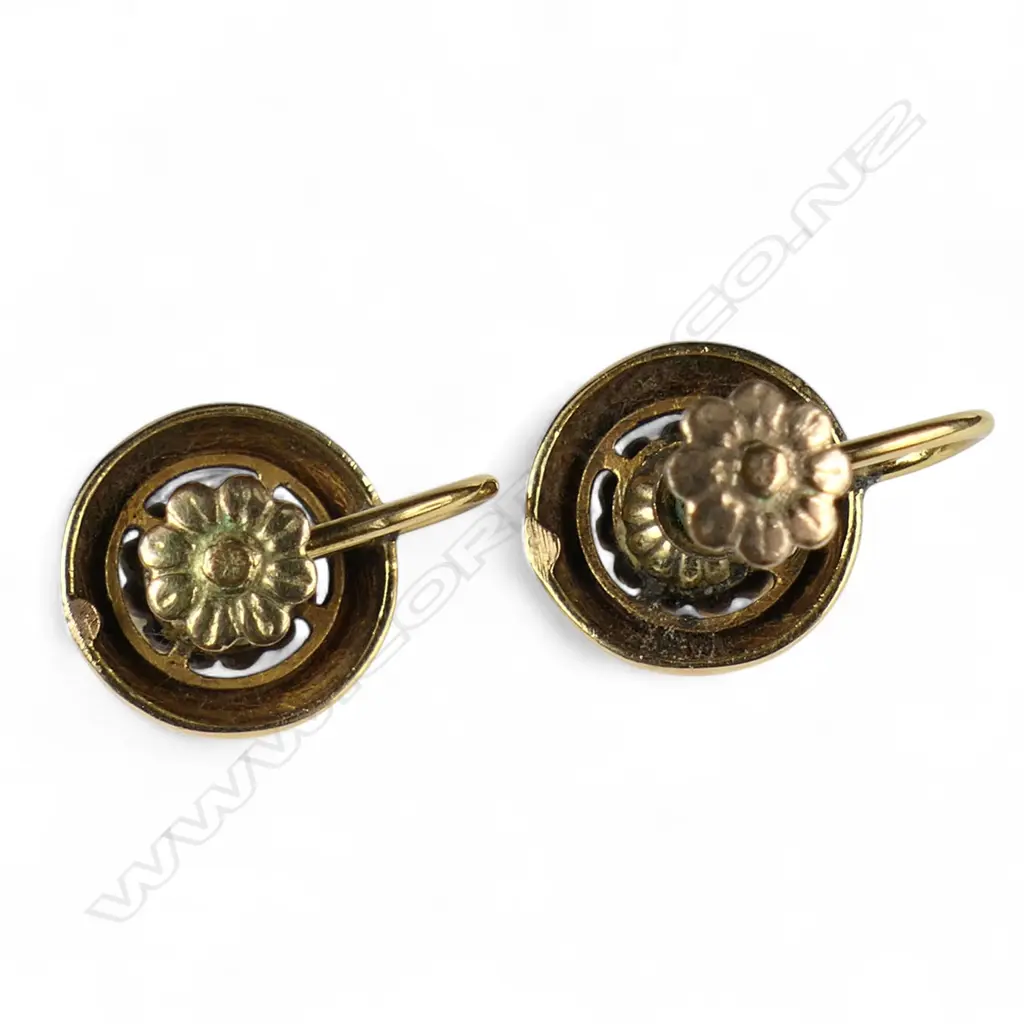 A pair of Victorian 18ct gold diamond and enamel earrings, Image 1++