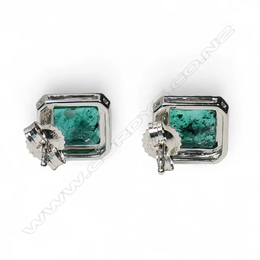 A pair of 14ct white gold emerald and diamond earrings, Image 1++