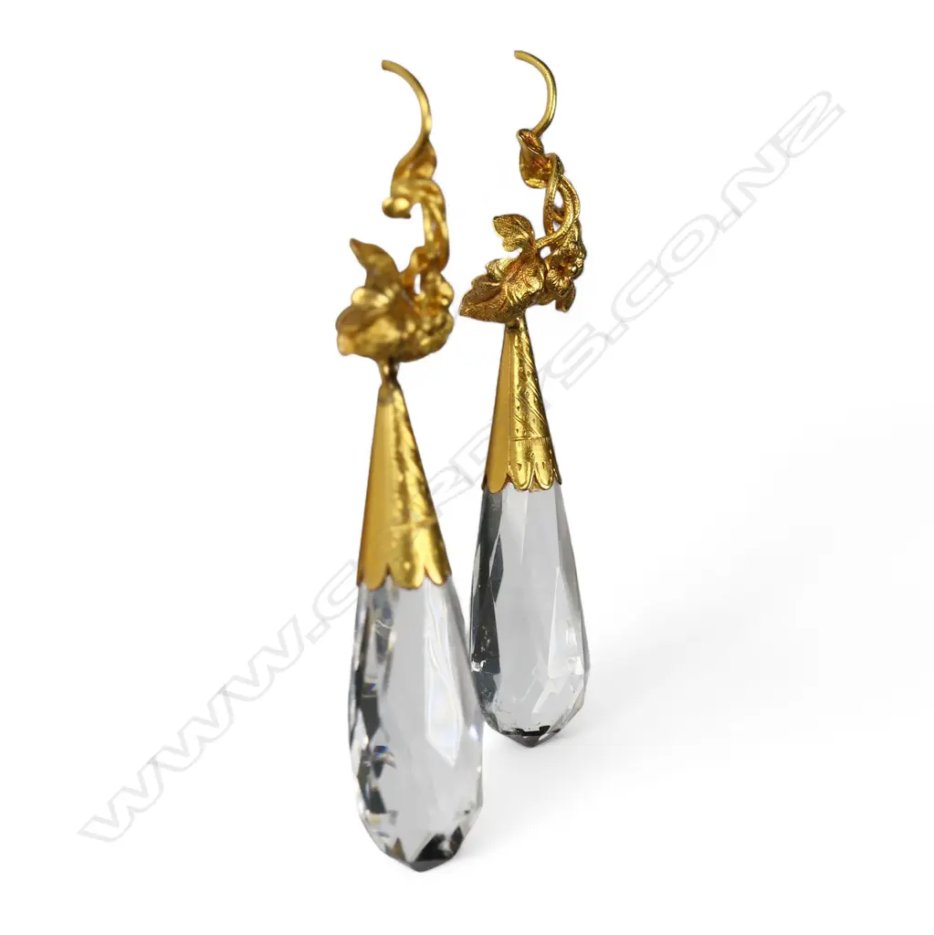 A pair of 19thC 18ct gold and crystal drop earrings, Image 1++