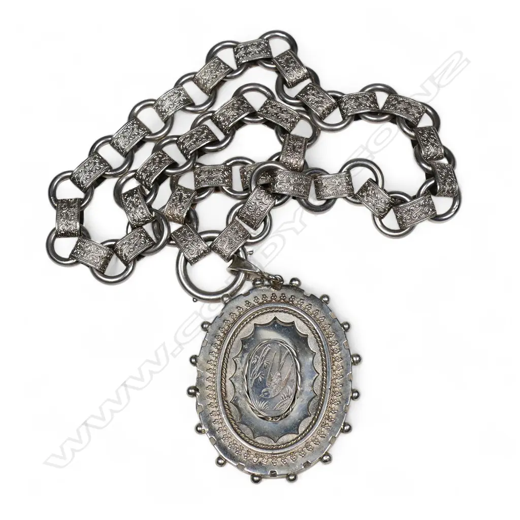 A Victorian silver mayoral chain and locket, Image 1++