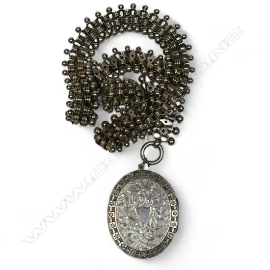 A Victorian silver mayoral chain and engraved locket,