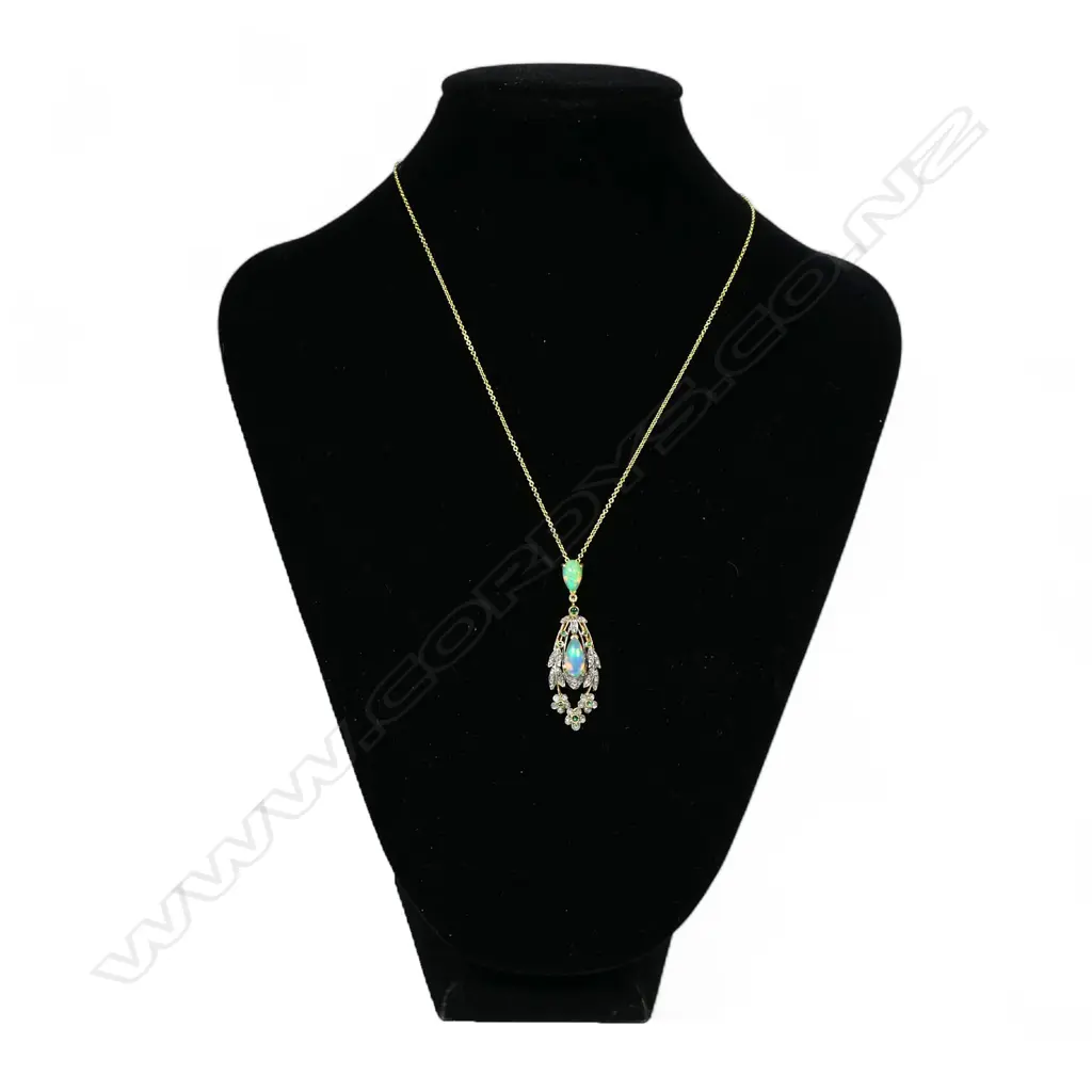 An antique style belle epoque silver gilt opal diamond and emerald pendant, Image 1++