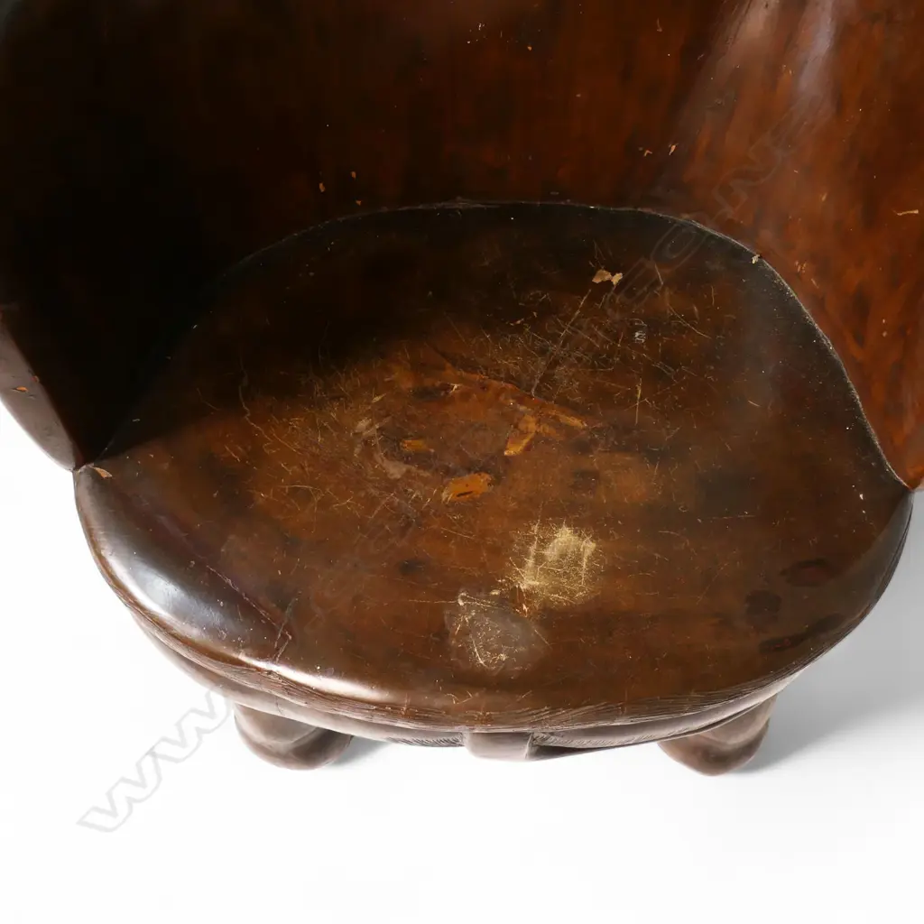 A large and impressive hardwood chair, Image 1++